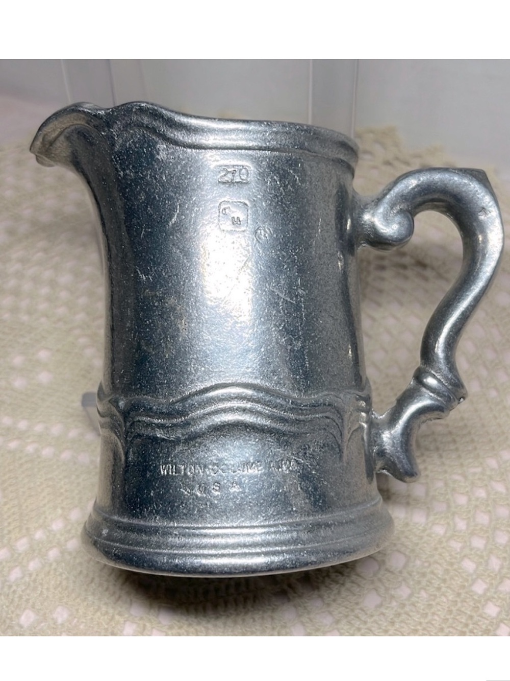Vintage 1970’s Queen Anne RWP Wilton Armetale Pewter Mini Pitcher jug tavern